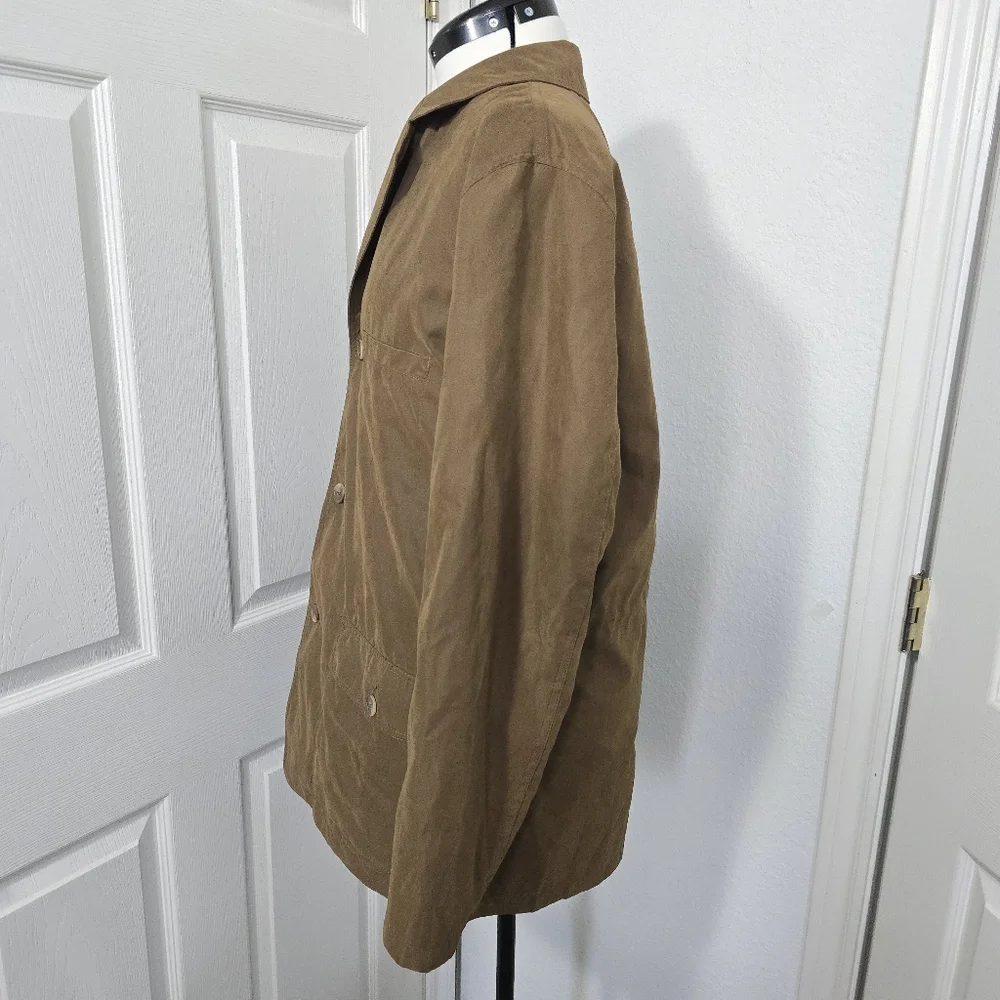 TravelSmith Tan Lightweight Chore Jacket Size Medium Utility Safari Stand Collar